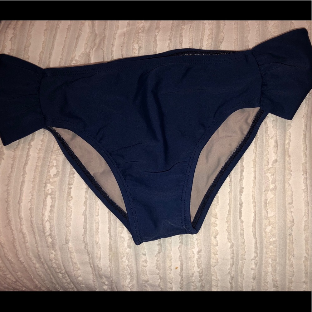 NAVY BIKINI BOTTOMS